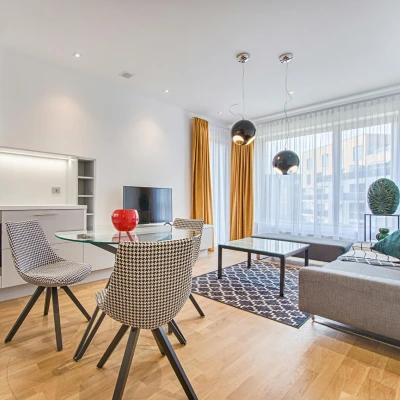 reforma de piso completo en el centro de pinto